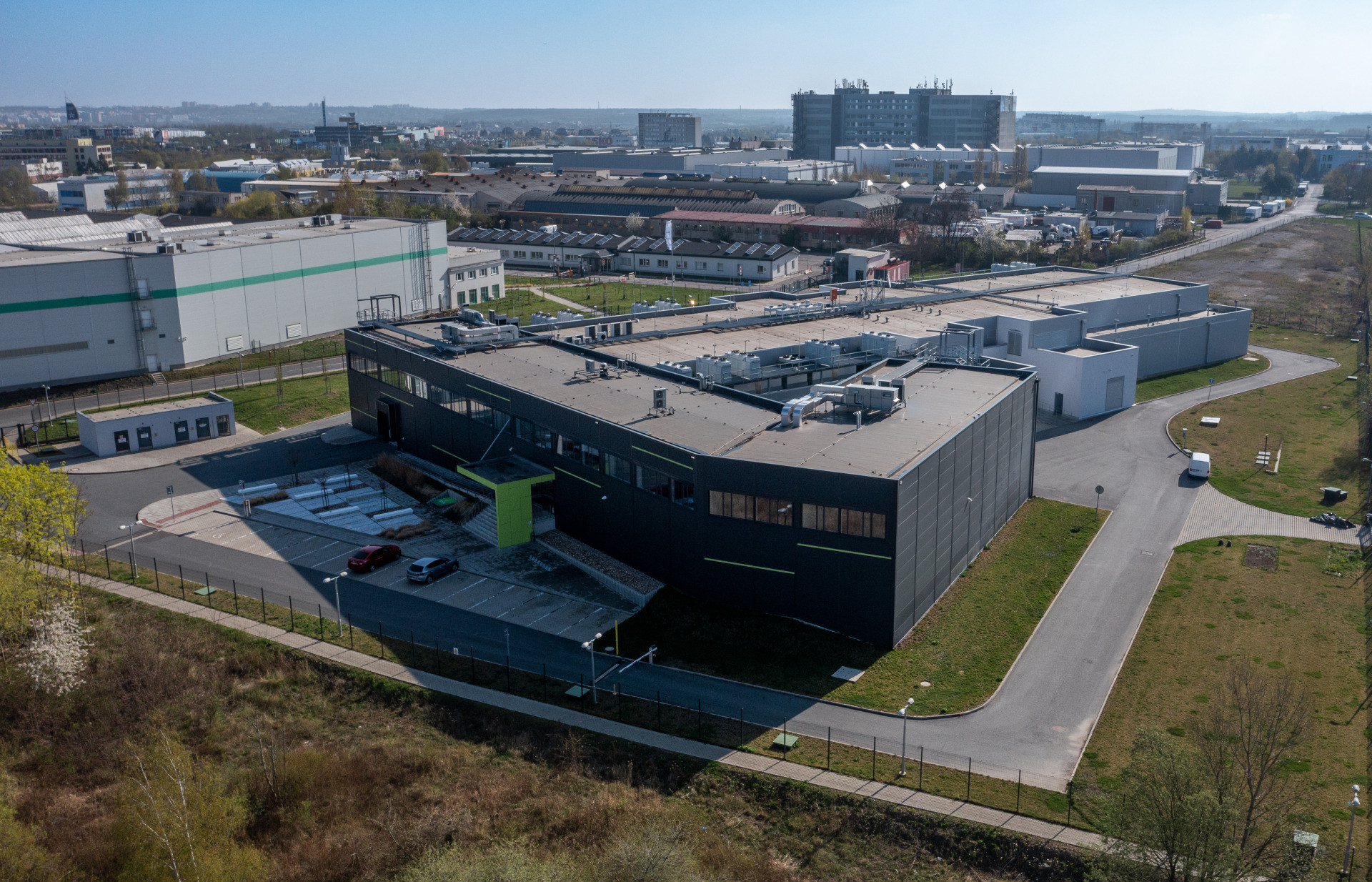 DATOVÉ CENTRUM (DCH II) 